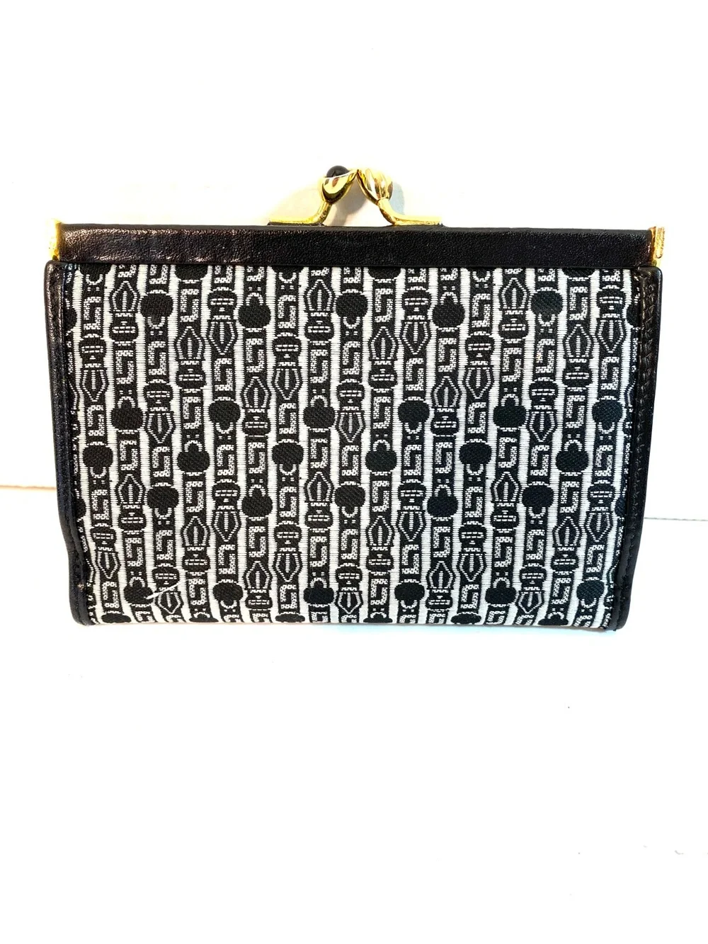 Vtg JUDITH LEIBER Black Woven Jacquard Kiss Lock Coin Purse Wallet